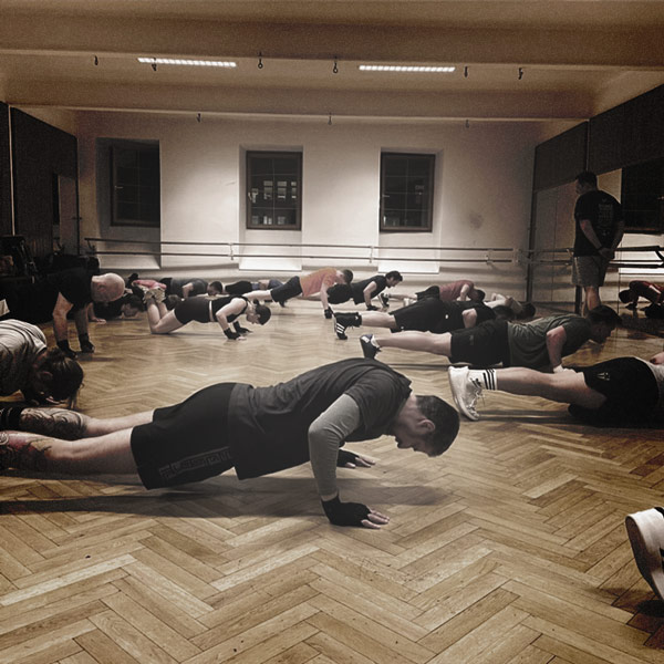 Liegestütze, ein Klassiker wir die Boxerschmiede Graz